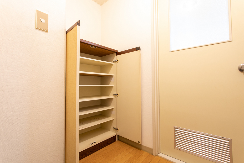 玄関シューズボックス