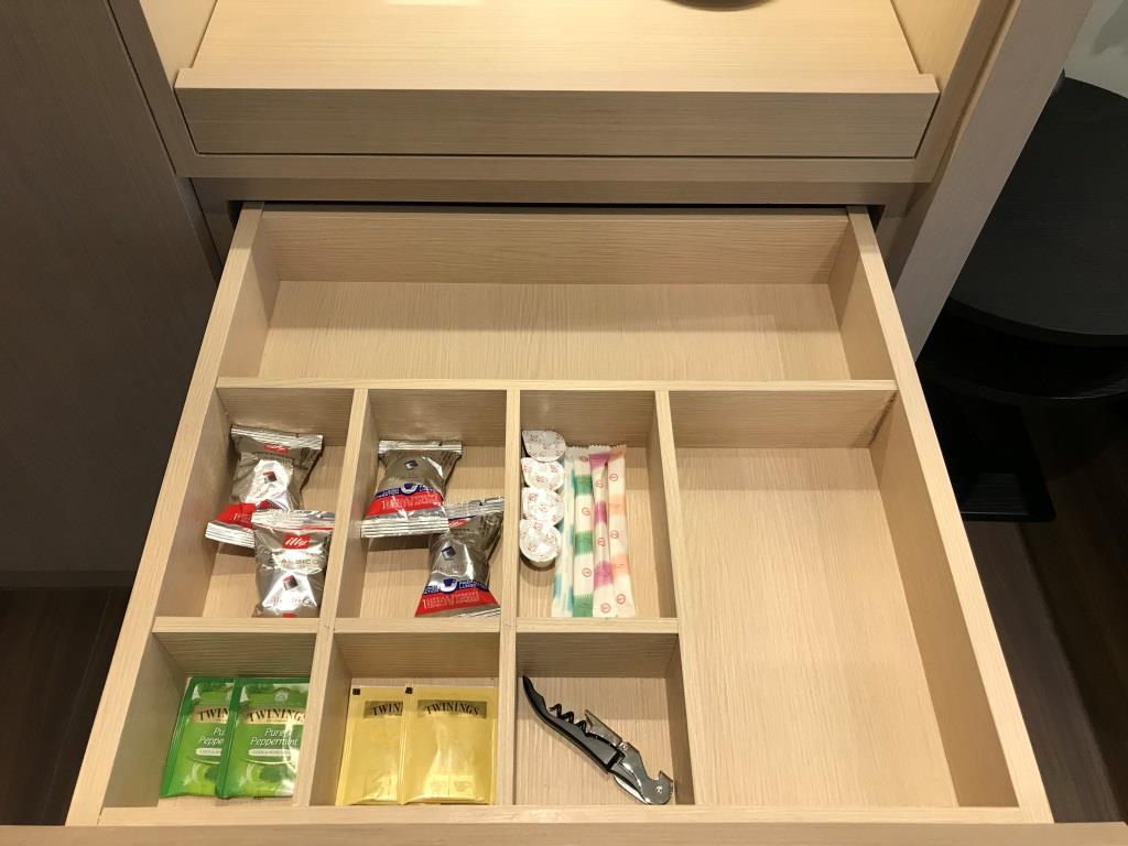 Mini Bar