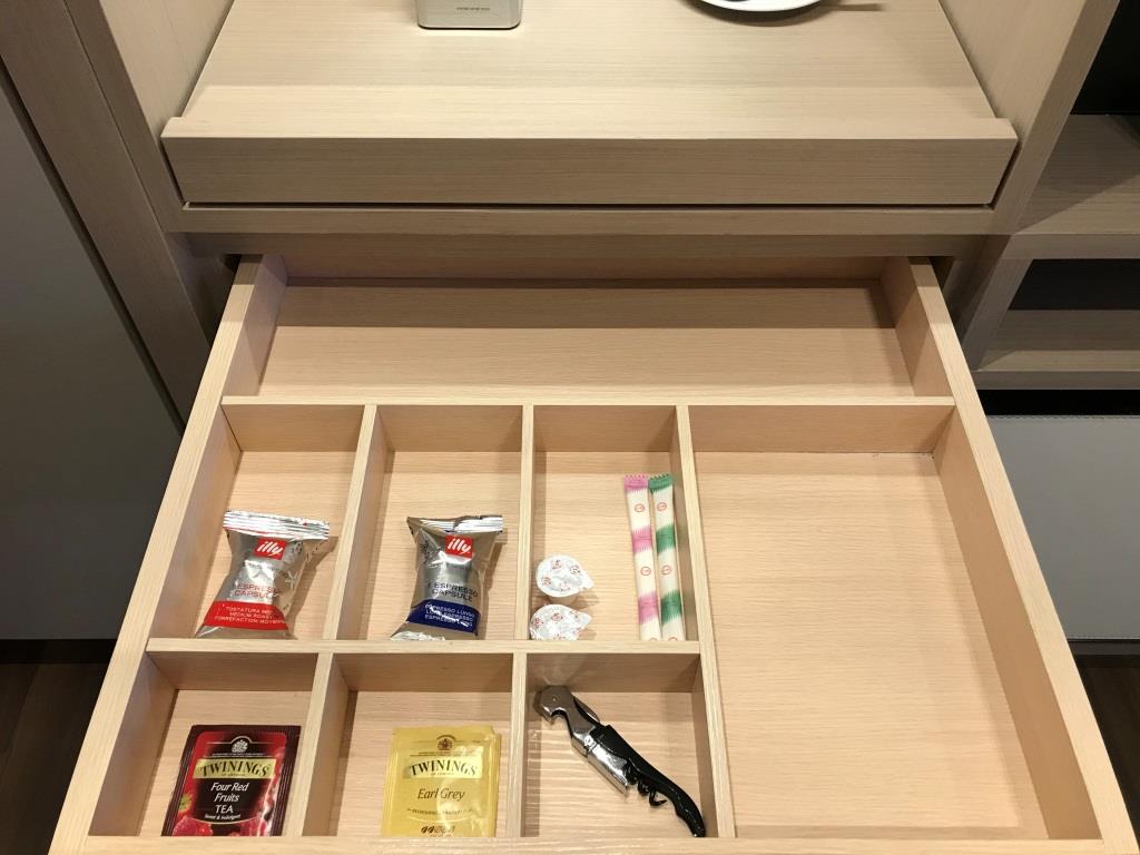 Mini Bar